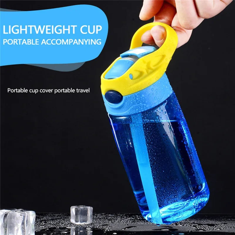 480 ml Kinderwasserflasche mit Strohhalmdeckel und Griff 